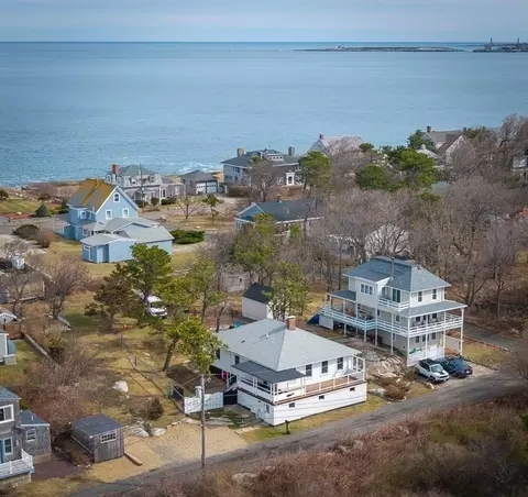 3 Vine Ave, Rockport, MA 01966