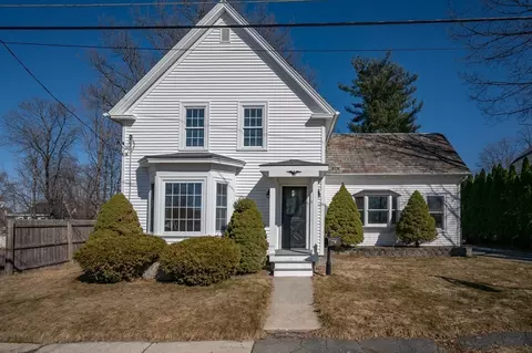 32 Burnap St, Fitchburg, MA 01420