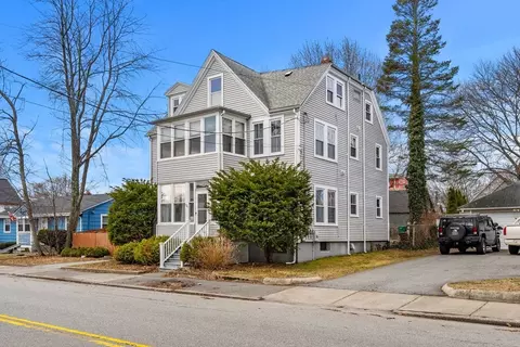 76 Myrtle St, Lynn, MA 01905