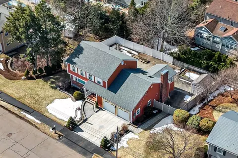 33 Old Farm Rd, Reading, MA 01867 photo 27
