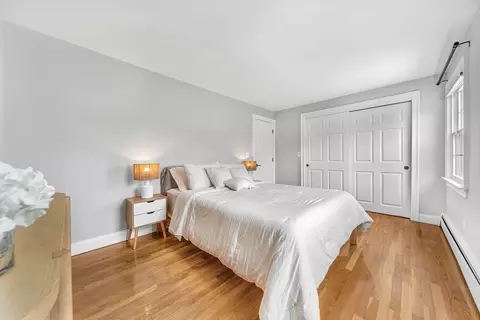 33 Old Farm Rd, Reading, MA 01867 photo 17