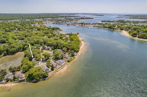 22 Wallace Pt, Bourne, MA 02532 photo 3