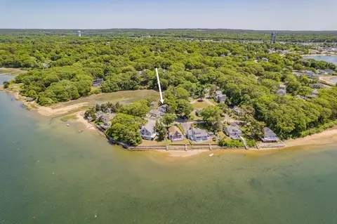 22 Wallace Pt, Bourne, MA 02532 photo 2