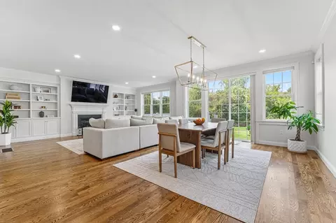 14 Sunset Way #14, Medfield, MA 02052