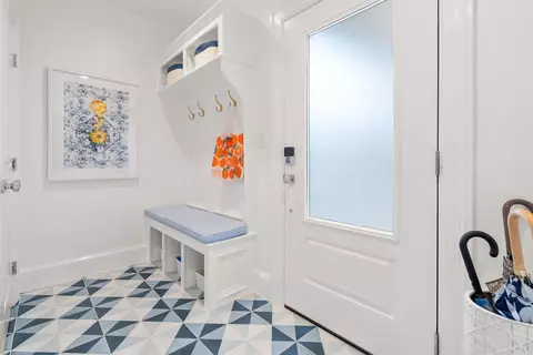 Entry Way - 27 Summit Ave #27, Brookline, MA 02445 photo 1 of 3