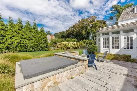 Exterior - 25 Irving St, Hingham, MA 02043 photo 8 of 9