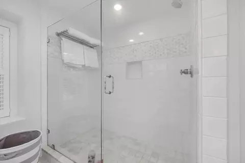 Bath - 25 Irving St, Hingham, MA 02043 photo 6 of 6