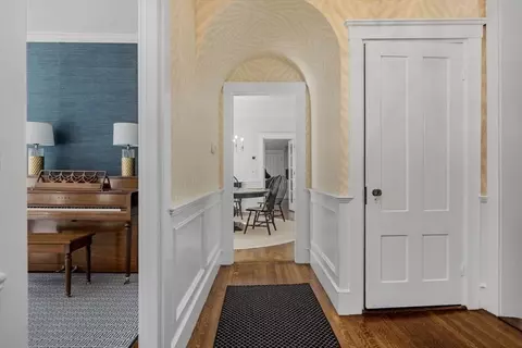 Entry Way - 25 Irving St, Hingham, MA 02043 photo 1 of 3