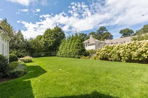 Exterior - 25 Irving St, Hingham, MA 02043 photo 6 of 9