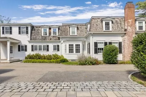 Exterior - 25 Irving St, Hingham, MA 02043 photo 5 of 9
