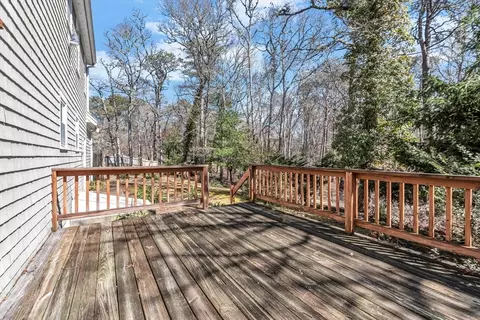Exterior - 5 Briar Patch Rd, Osterville, MA 02655 photo 5 of 8