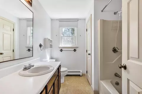 Bath - 5 Briar Patch Rd, Osterville, MA 02655 photo 2 of 2