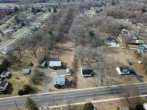 655 Morgan Rd, West Springfield, MA 01089 photo 34