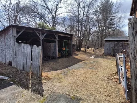 655 Morgan Rd, West Springfield, MA 01089 photo 24