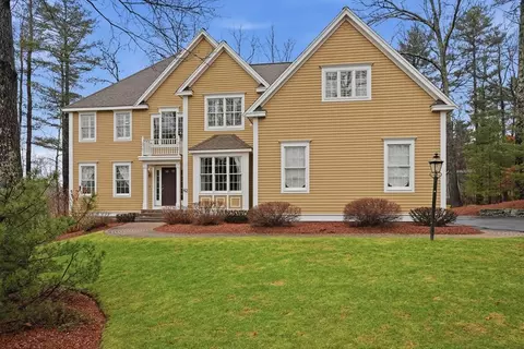 42 Trefry Ln, Stow, MA 01775