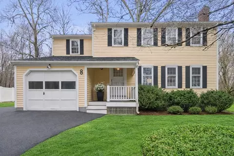8 Woodfall Rd, Medfield, MA 02052