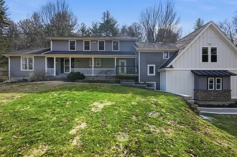 100 S Loomis, Southwick, MA 01077