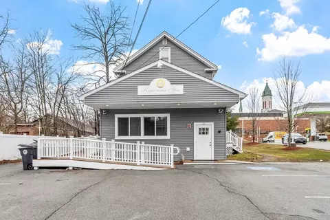 22 Goddard St, Southbridge, MA 01550