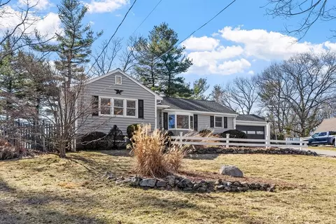 26 Lothrop Rd, Reading, MA 01867 photo 2