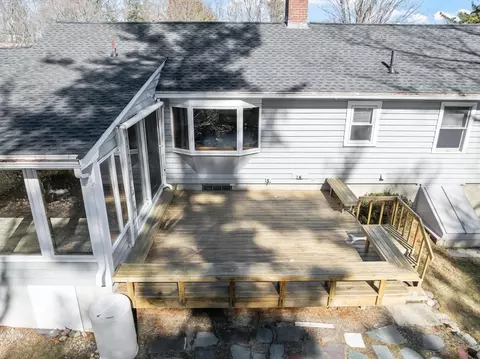 26 Lothrop Rd, Reading, MA 01867 photo 5