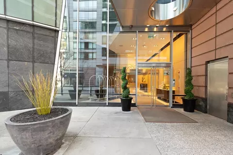 2 Avery St #PH1H, Boston, MA 02111
