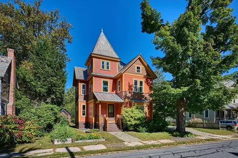 46 Columbus Ave, Northampton, MA 01060