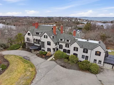 30 Diab Ln #8, Cohasset, MA 02025