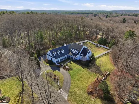 20 Woodlock Rd, Hingham, MA 02043