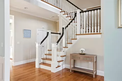 Entry Way - 20 Woodlock Rd, Hingham, MA 02043 photo 2 of 7