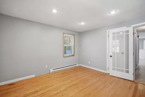 239 Hanson Dr, Springfield, MA 01128 photo 11