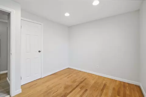 239 Hanson Dr, Springfield, MA 01128 photo 14
