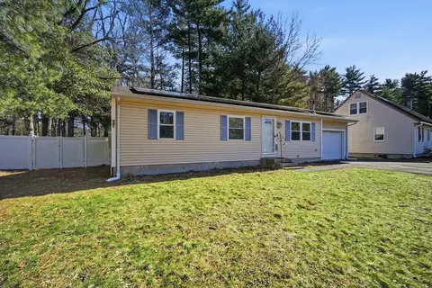 239 Hanson Dr, Springfield, MA 01128 photo 26