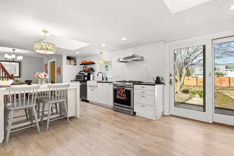 1 Haley Rd, Marblehead, MA 01945 photo 11