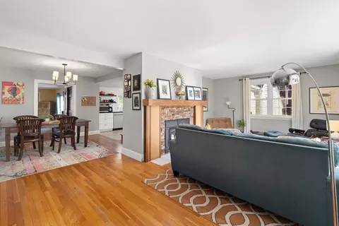 1 Haley Rd, Marblehead, MA 01945 photo 3