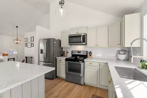 16 Beale St, Worcester, MA 01606 photo 6