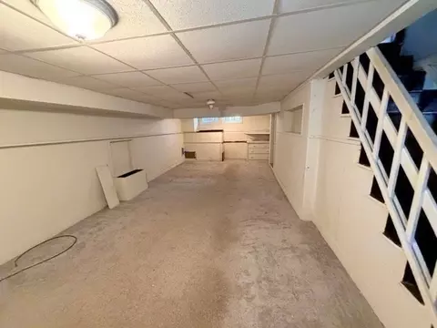 44 Bigelow St, Fall River, MA 02720 photo 22