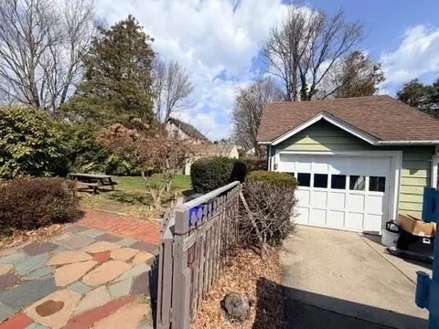 44 Bigelow St, Fall River, MA 02720 photo 42