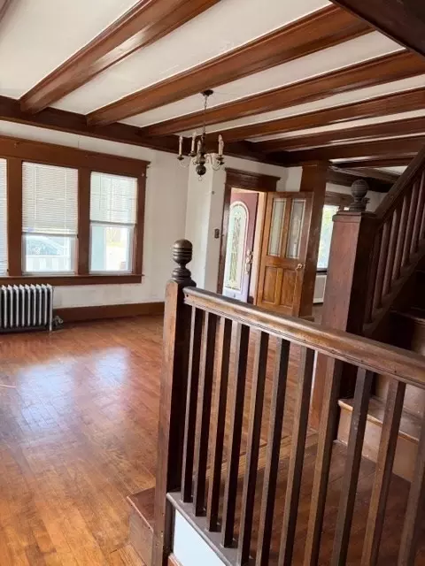 44 Bigelow St, Fall River, MA 02720 photo 4