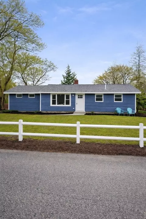 28 Gerald Ave, Brockton, MA 02302