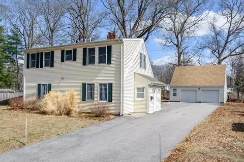 12 Vernon Rd, Natick, MA 01760