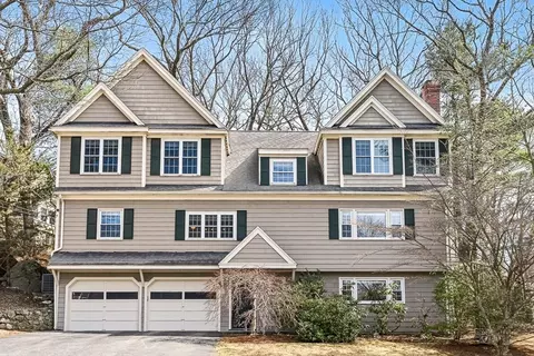 12 Wincrest Dr, Winchester, MA 01890