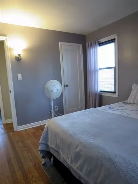 39 Balfour Dr, Springfield, MA 01118 photo 21
