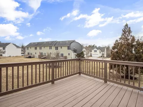 36 Knowlton Cir #1, Upton, MA 01568 photo 3