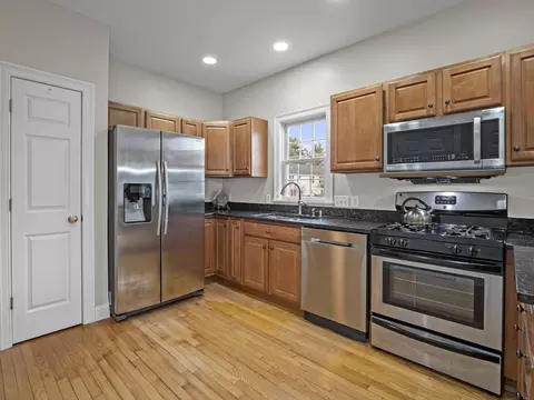 36 Knowlton Cir #1, Upton, MA 01568 photo 6