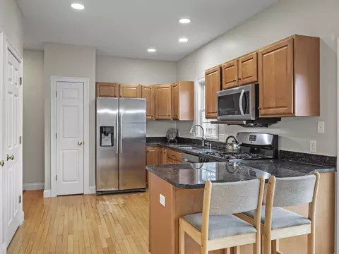 36 Knowlton Cir #1, Upton, MA 01568 photo 5