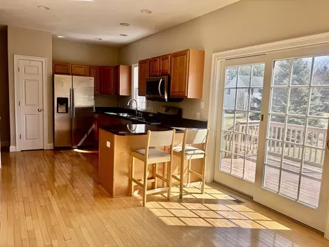 36 Knowlton Cir #1, Upton, MA 01568 photo 11
