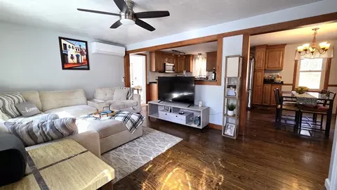 11 Walnut St, Douglas, MA 01516 photo 25