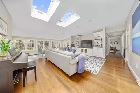7 Spring Ln, Hingham, MA 02043 photo 19