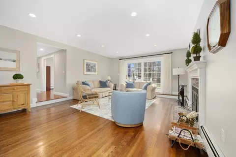7 Spring Ln, Hingham, MA 02043 photo 16