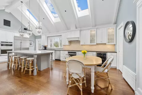 7 Spring Ln, Hingham, MA 02043 photo 7
